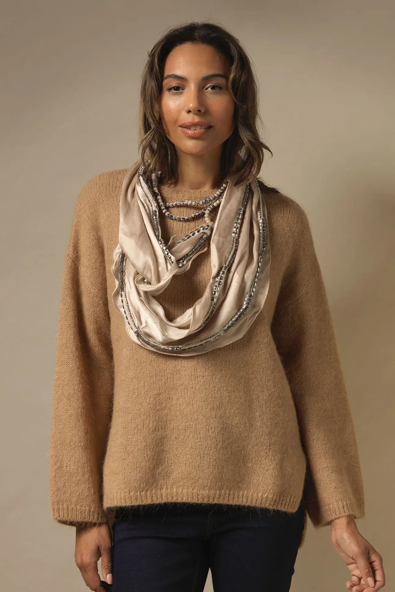 Indian Heritage Beige Necklace Scarf